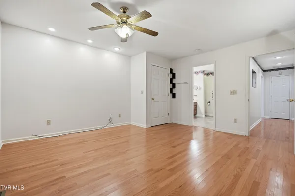 $299,000 | 2509 East Lakeview Drive, Unit 5, Johnson City, TN 37601