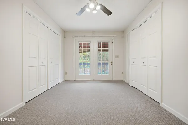 $299,000 | 2509 East Lakeview Drive, Unit 5, Johnson City, TN 37601