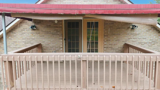 $320,000 | 2509 East Lakeview Drive, Unit 5, Johnson City, TN 37601