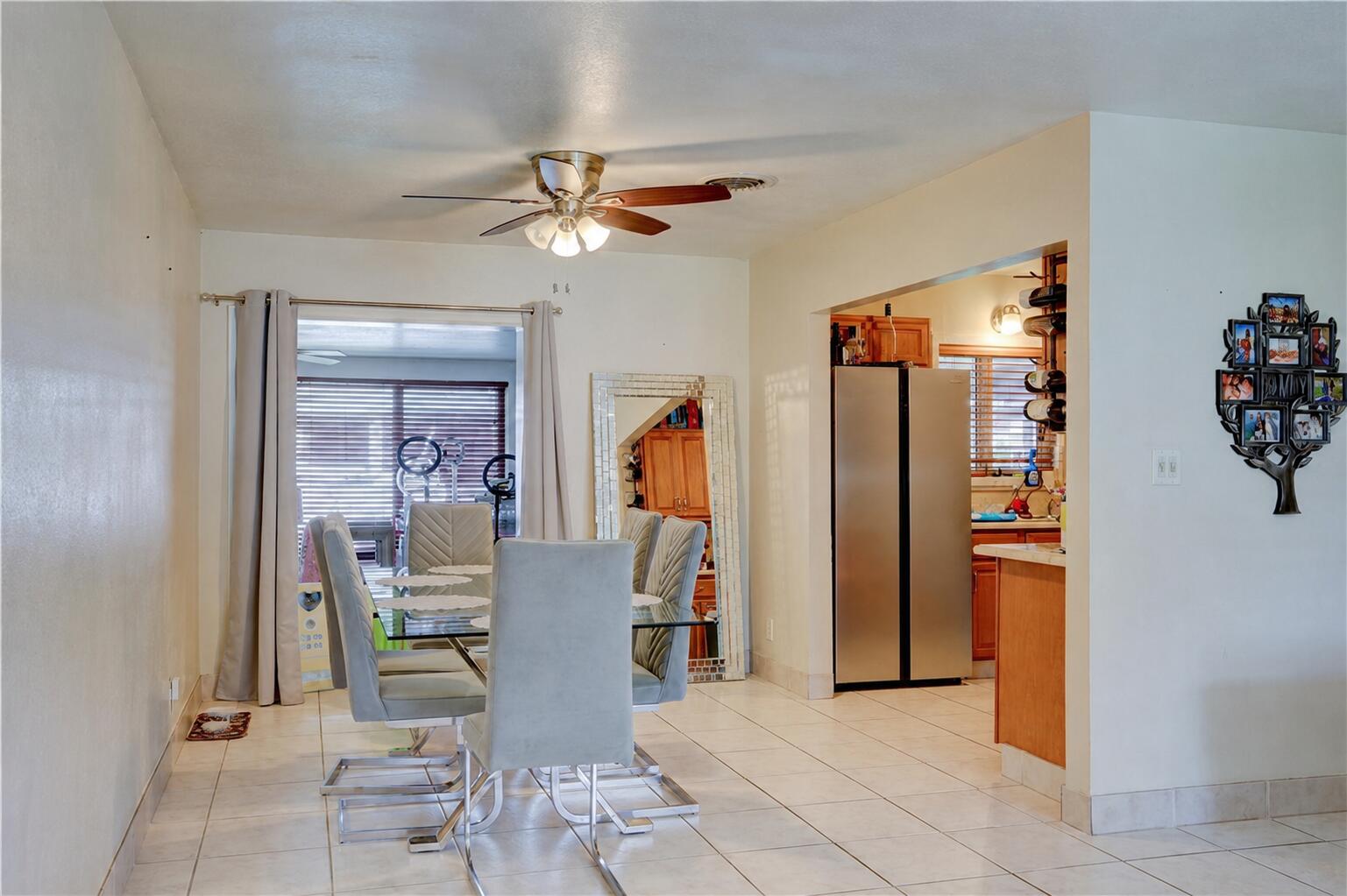 970 Southwest 3rd Avenue Pompano Beach, FL 33060 - Photo 8 of 24 07 dining