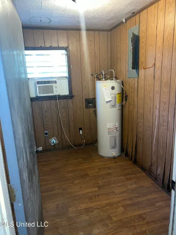 $104,000 | 1565 Oil Field Lane Northwest, Brookhaven, MS 39601