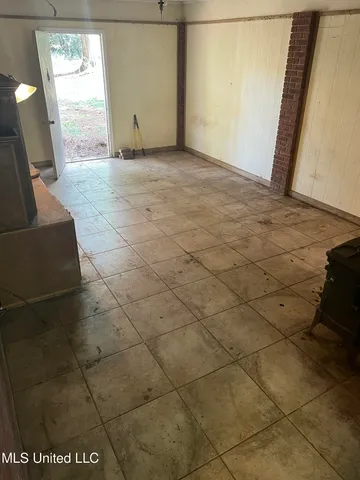 $104,000 | 1565 Oil Field Lane Northwest, Brookhaven, MS 39601