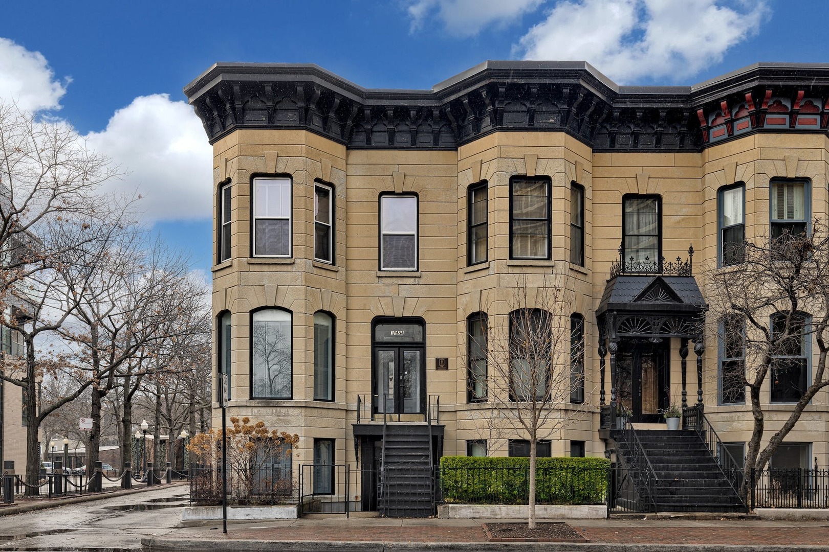 1928 North Lincoln Ave  