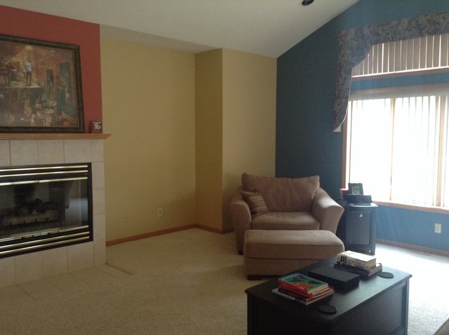 3105 East 1888th Road Ottawa, IL 61350 - Photo 3 of 11 a living room with furniture and a fireplace