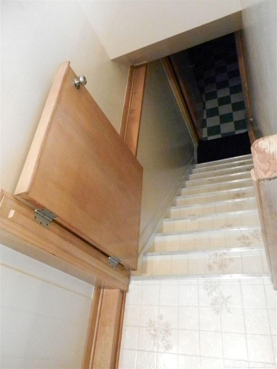 23837 Rausch Avenue Eastpointe, MI 48021 - Photo 30 of 47 31326267-29.JPG