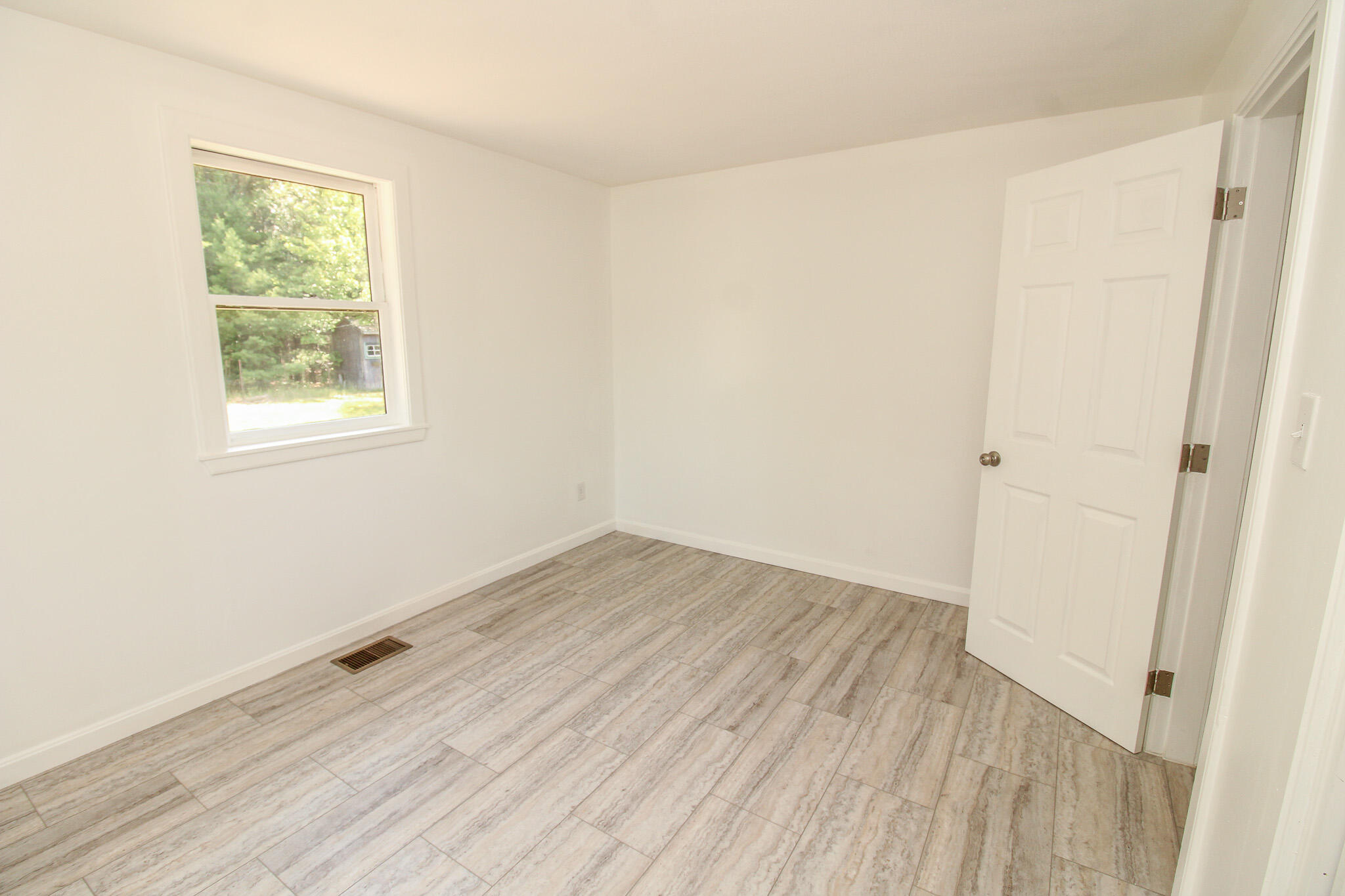 10 Perry Lane Amherst, ME 04605 - Photo 25 of 45 IMG_0048