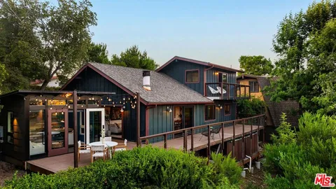 $1,550,000 | 19806 Valley View Drive, Topanga, CA 90290