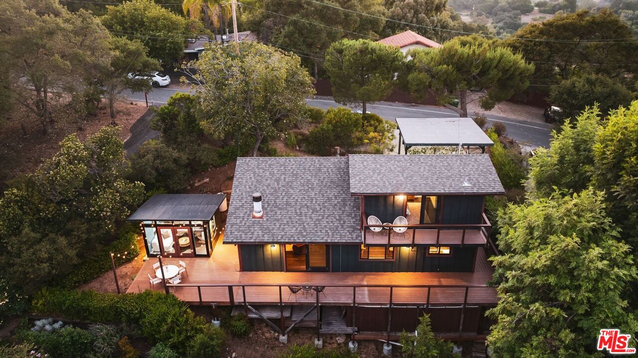 19806 Valley View Drive Topanga, CA 90290 - Photo 24 of 66