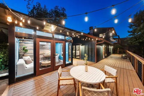 $1,550,000 | 19806 Valley View Drive, Topanga, CA 90290