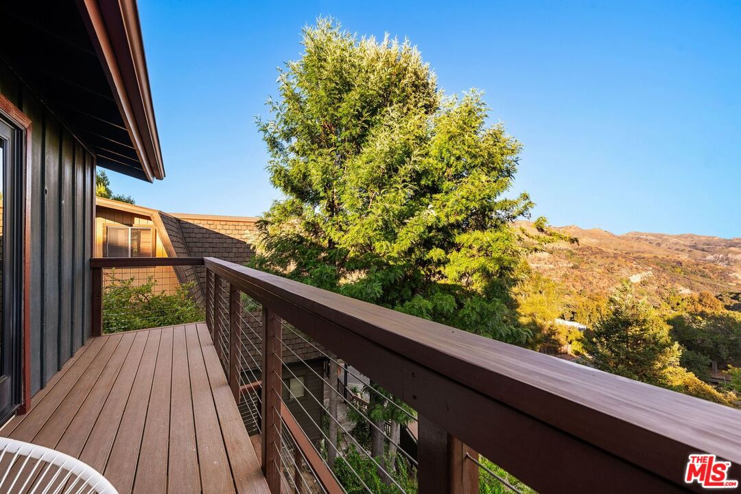 19806 Valley View Drive Topanga, CA 90290 - Photo 46 of 66 a view of balcony with wooden floor
