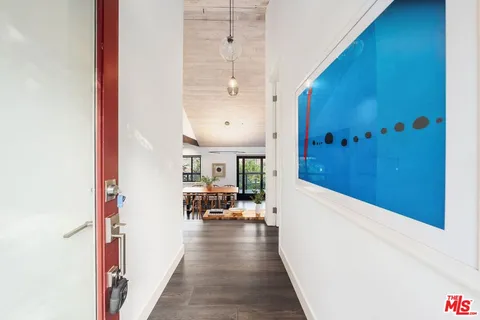 $1,550,000 | 19806 Valley View Drive, Topanga, CA 90290