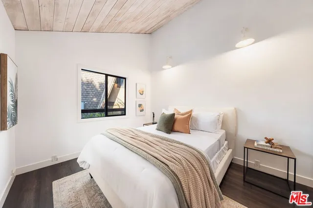 $1,550,000 | 19806 Valley View Drive, Topanga, CA 90290