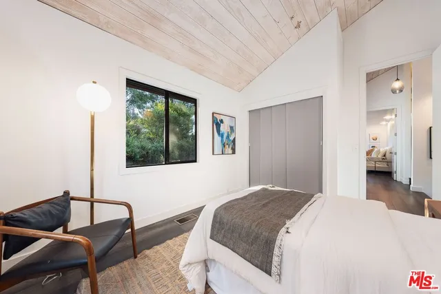 $1,550,000 | 19806 Valley View Drive, Topanga, CA 90290