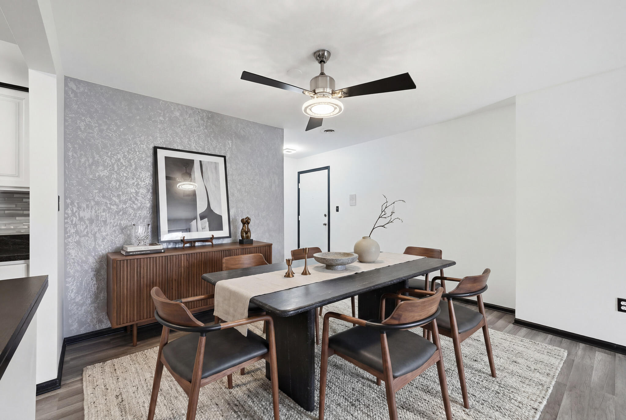 2023 West 45th Street, Unit 104 Highland, IN 46322 - Photo 12 of 22 2048x1374