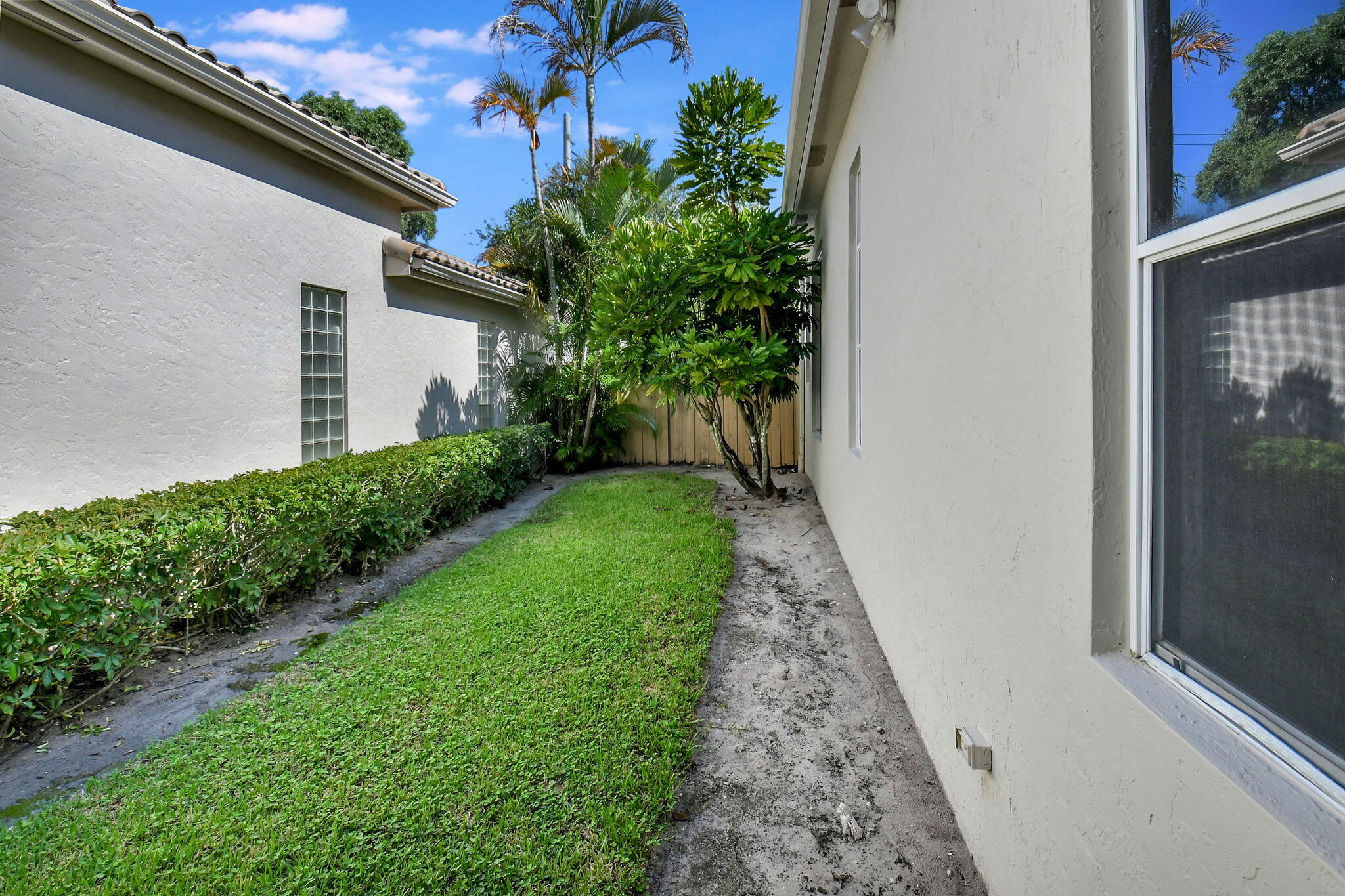 6689 Northwest 23rd Terrace Boca Raton, FL 33496 - Photo 29 of 40 3-web-or-mls-DSC_4276