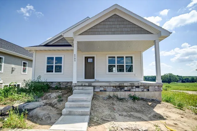 $529,900 | 4795 Lacy, Fitchburg, WI 53711