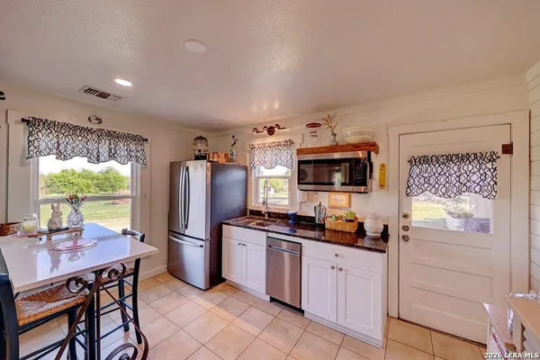 $465,000 | 283 2nd Street, Harper, TX 78631