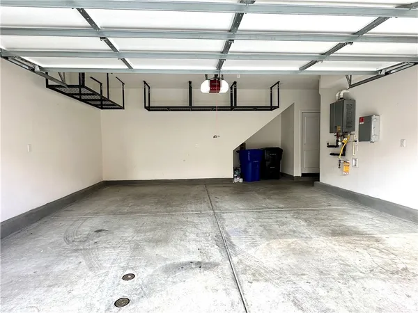 $3,600 | 5593 Siracusa Way, Fontana, CA 92336