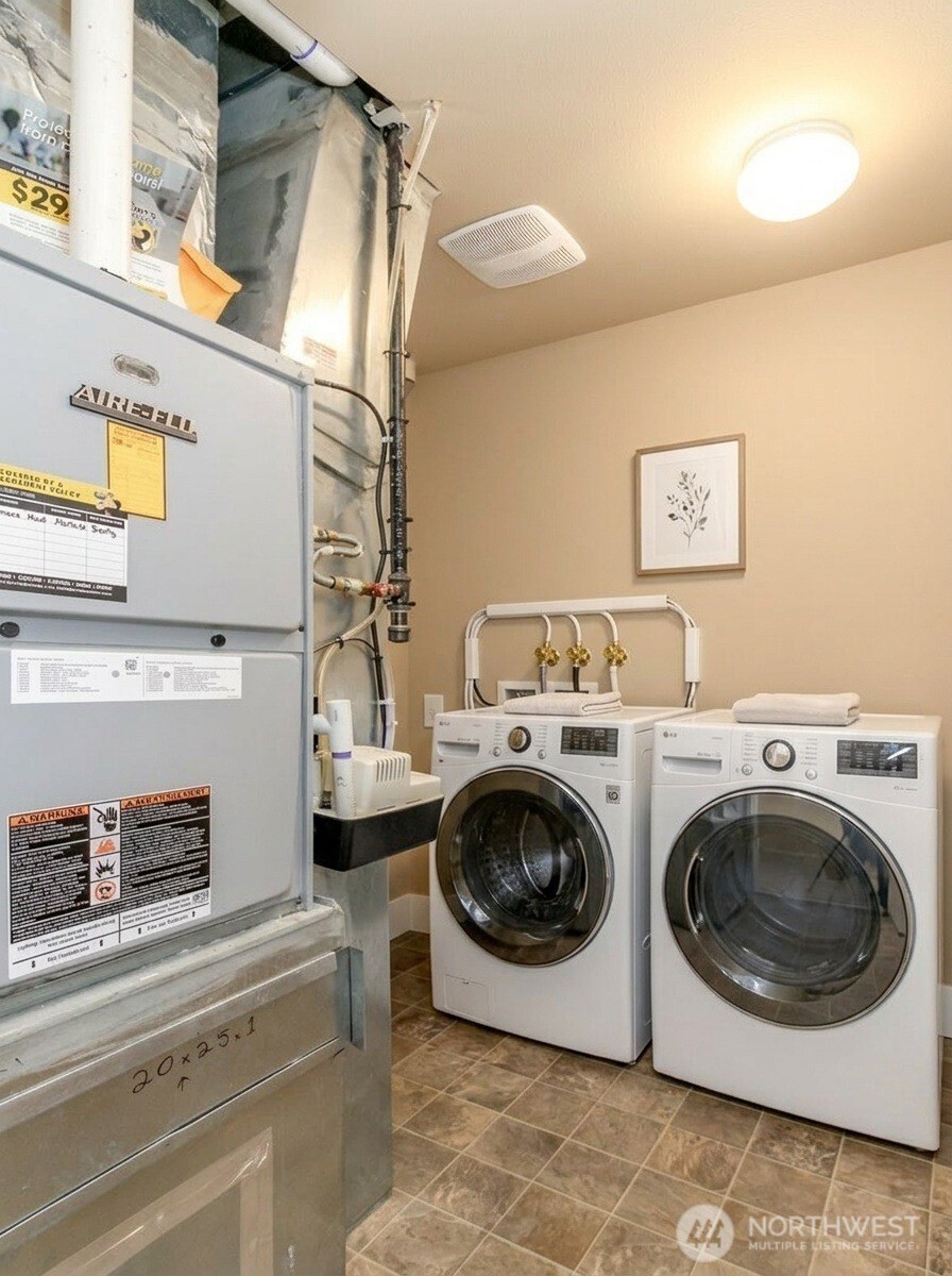 3000 South Mt Baker Boulevard Seattle, WA 98144 - Photo 34 of 40 a utility room with dryer and washer