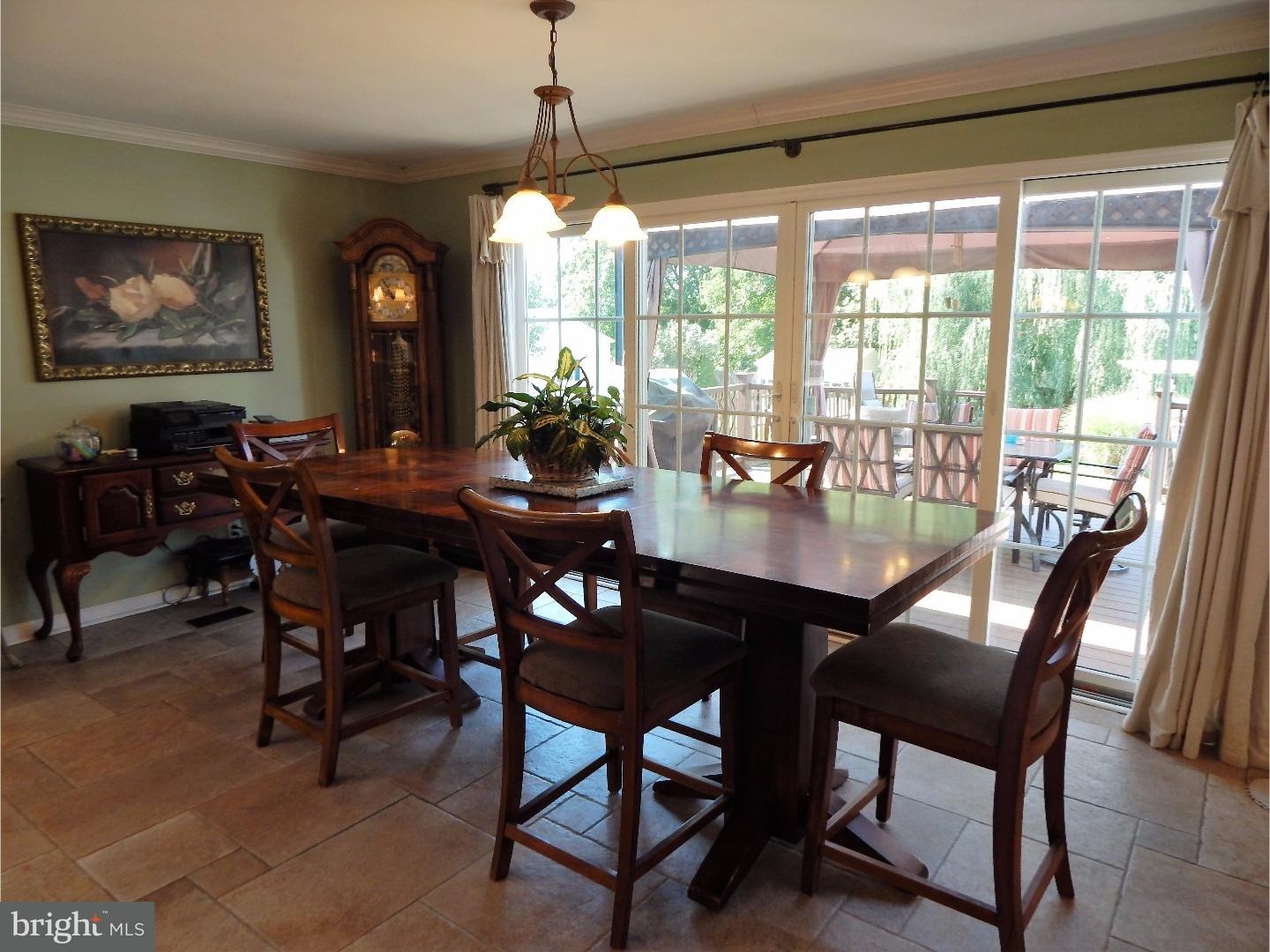 314 Bloomfield Road Warminster, PA 18974 - Photo 5 of 25 Dining Room