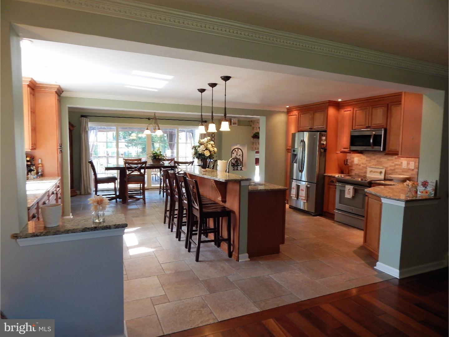 314 Bloomfield Road Warminster, PA 18974 - Photo 8 of 25 Kitchen