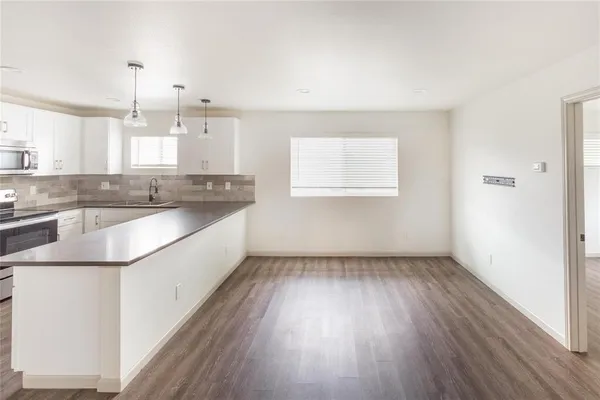 $1,300 | 4912 Gaston Avenue, Unit B, Dallas, TX 75214