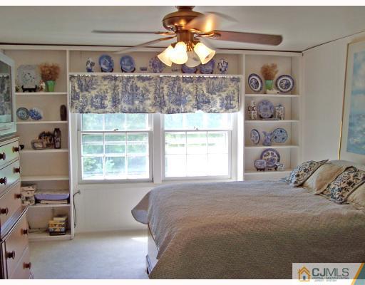 17 Prests Mill Road Old Bridge, NJ 08857 - Photo 8 of 10 Gallery Image 8