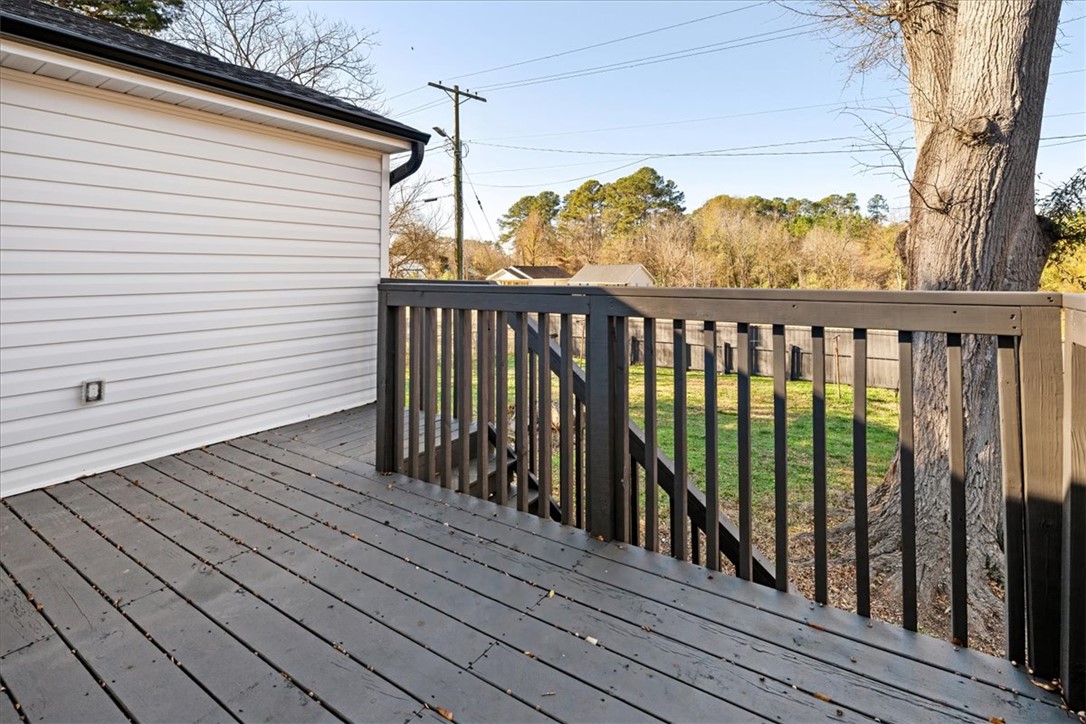 223 K Street Anderson, SC 29625 - Photo 22 of 27 New Deck