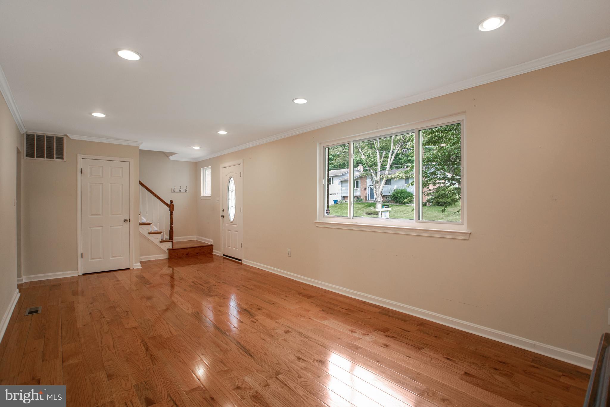 6812 Landor Lane Springfield, VA 22152 - Photo 13 of 36