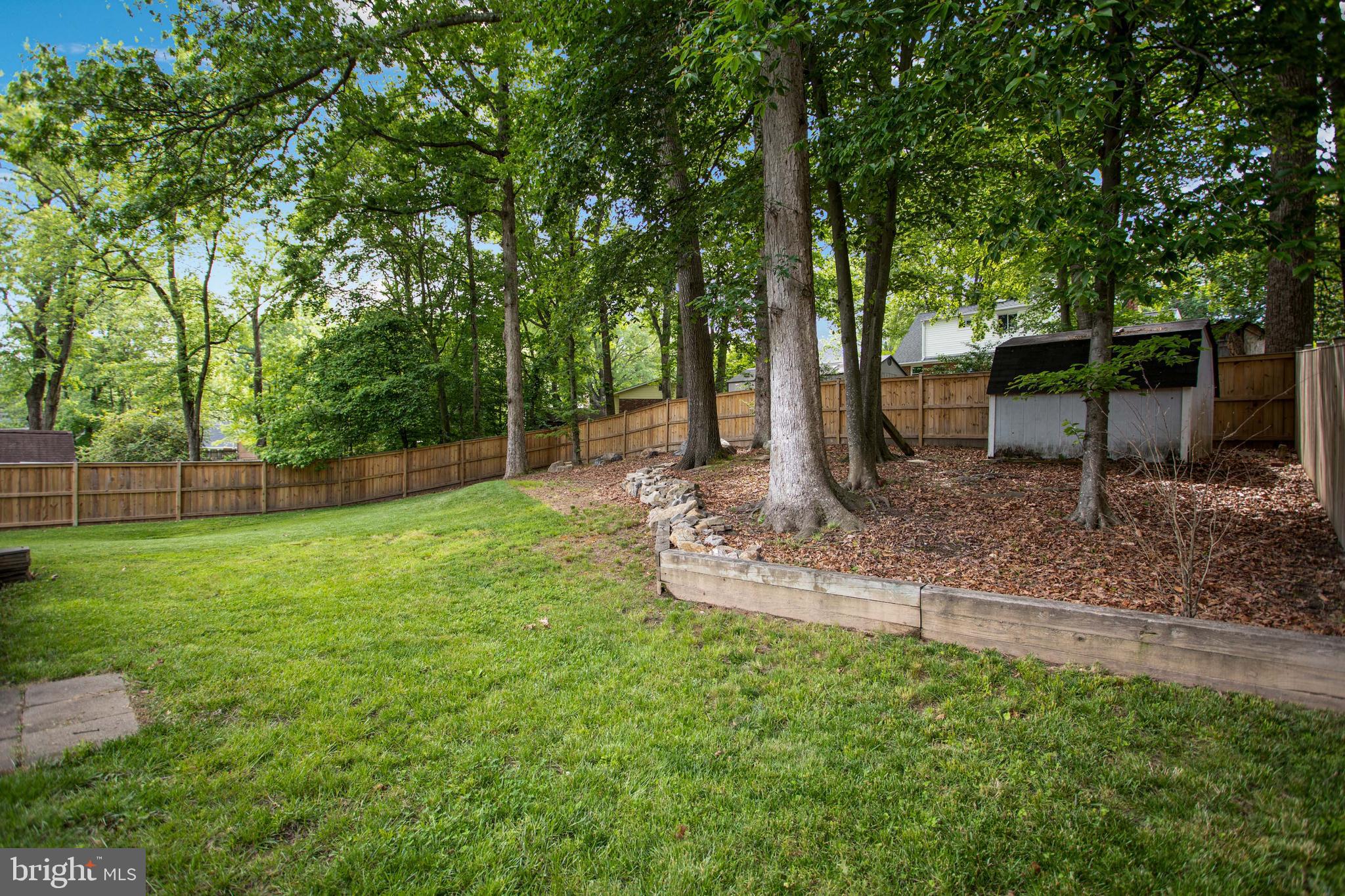 6812 Landor Lane Springfield, VA 22152 - Photo 30 of 36