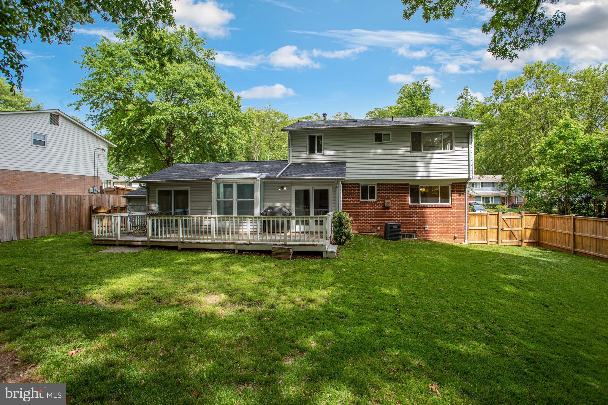 6812 Landor Lane Springfield, VA 22152 - Photo 32 of 36