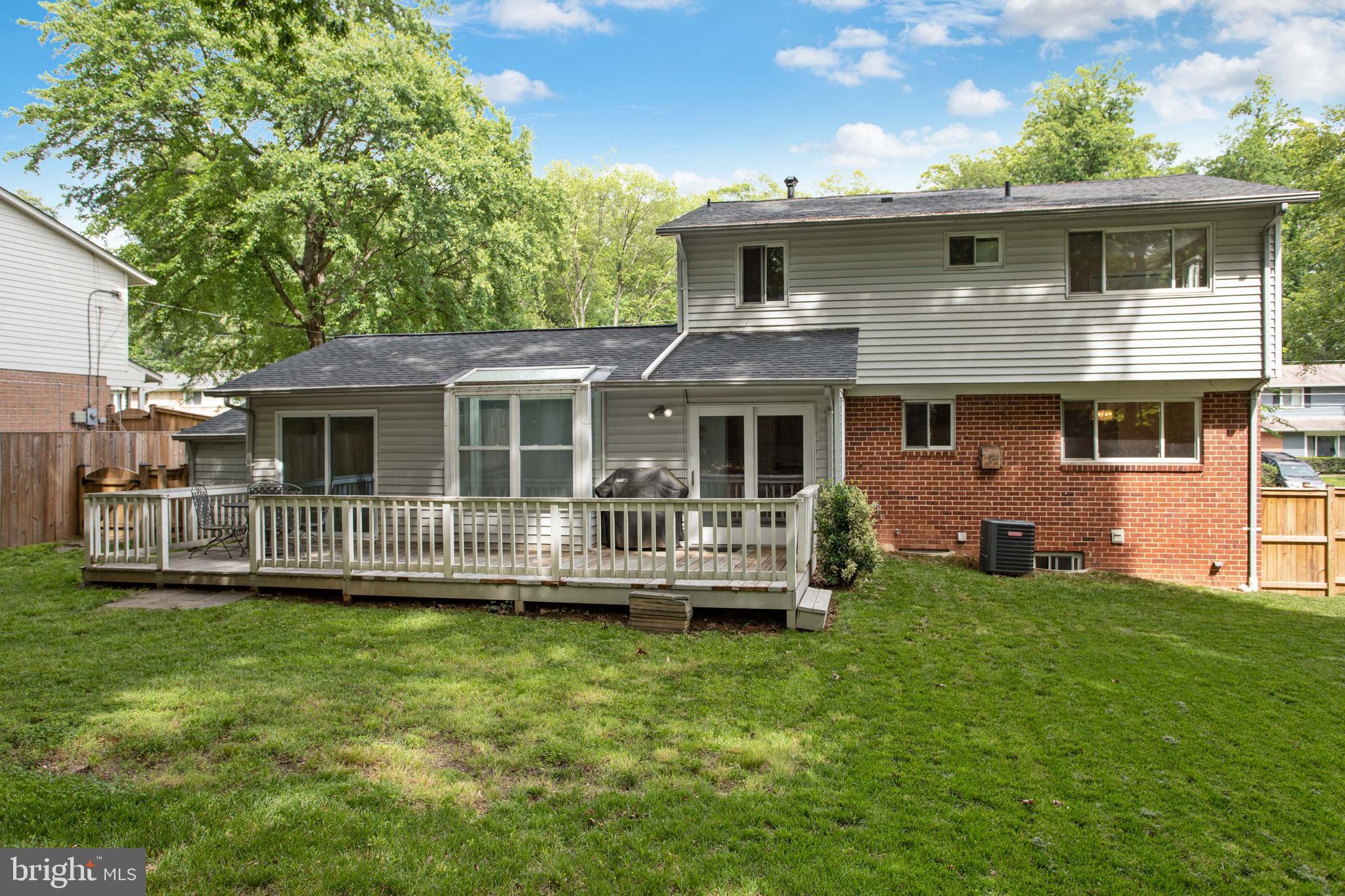6812 Landor Lane Springfield, VA 22152 - Photo 33 of 36