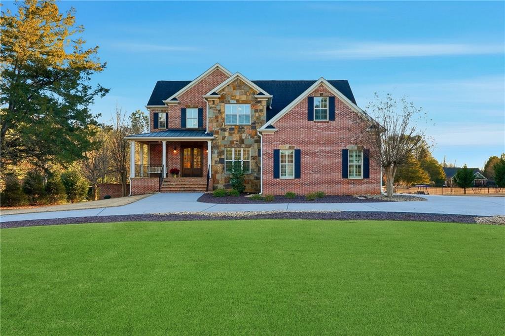 18 Starlight Drive Cartersville, GA 30121 - Photo 2 of 74 front view of house with a yard