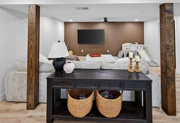 $425,000 | 16045 State Hwy D, Oak Ridge, MO 63769