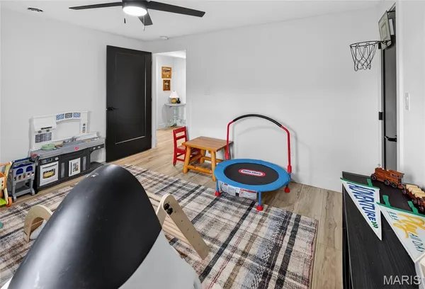 $425,000 | 16045 State Hwy D, Oak Ridge, MO 63769