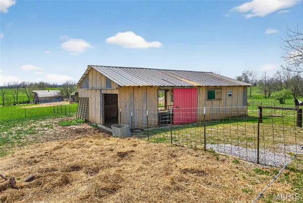 $425,000 | 16045 State Hwy D, Oak Ridge, MO 63769