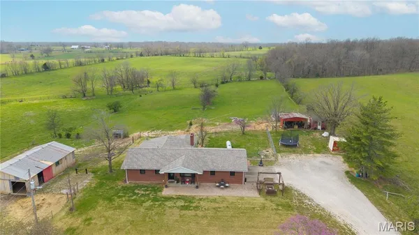 $425,000 | 16045 State Hwy D, Oak Ridge, MO 63769