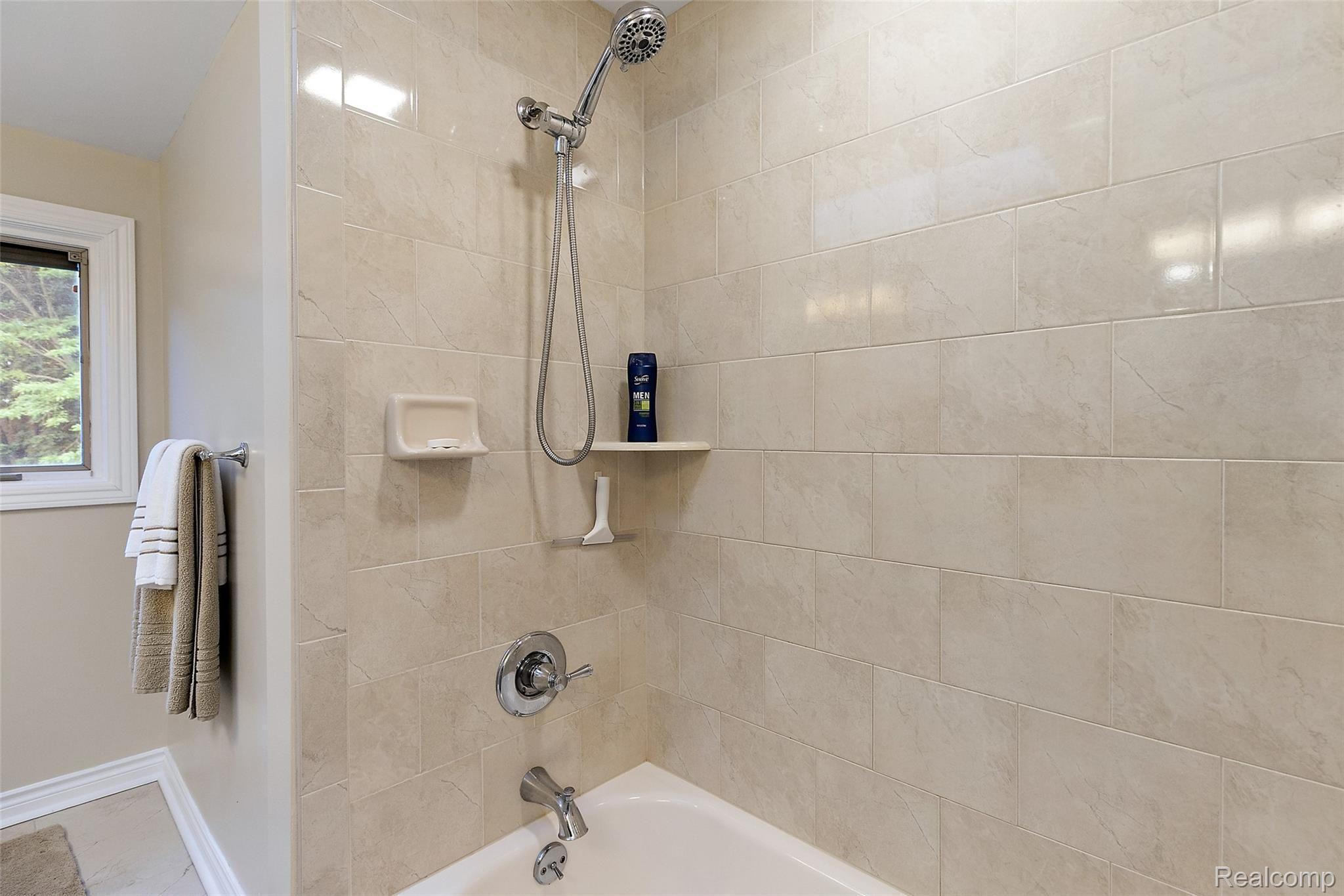 61576 Spring Circle Trail Washington, MI 48094 - Photo 29 of 45 61576 Spring Circle-52.jpg