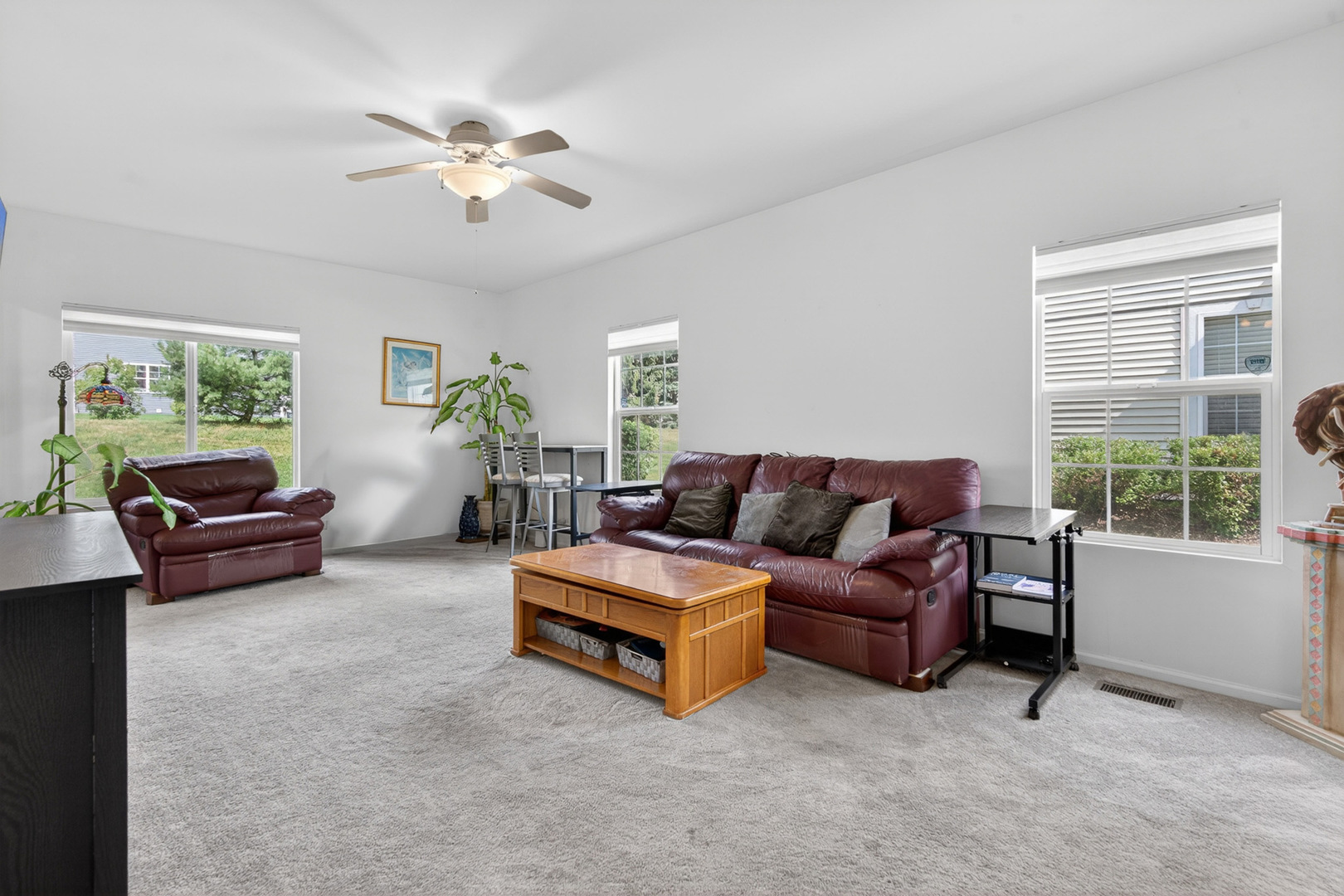 1933 Misty Ridge Lane Aurora, IL 60503 - Photo 5 of 23