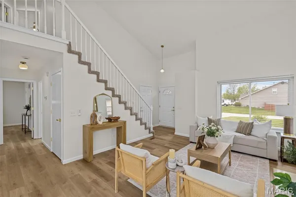 $369,900 | 32 Queensboro Drive, St. Peters, MO 63376
