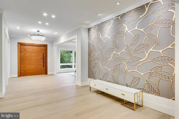 $20,000 | 9604 Pembroke Place, Vienna, VA 22182