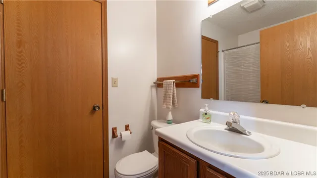 $330,000 | 56 Copper Ridge Dr Lake, Unit 1F, Lake Ozark, MO 65049