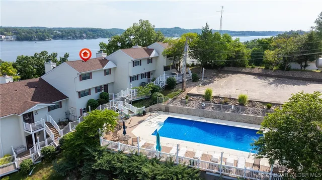 $330,000 | 56 Copper Ridge Dr Lake, Unit 1F, Lake Ozark, MO 65049