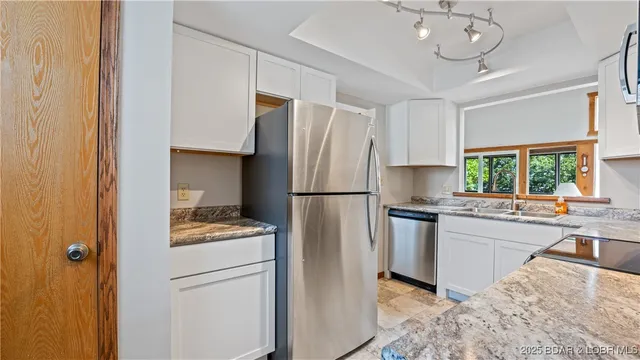 $330,000 | 56 Copper Ridge Dr Lake, Unit 1F, Lake Ozark, MO 65049