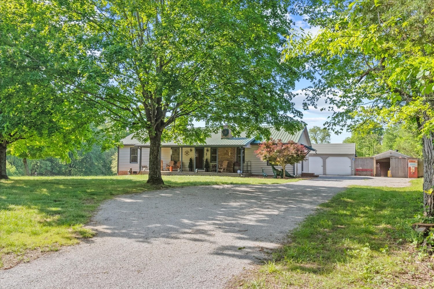1802 Groveland Ridge Road Columbia, TN 38401 - Photo 4 of 67 Gallery Image 4