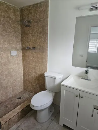 $2,950 | 1910 Northeast 1st Terrace, Pompano Beach, FL 33060