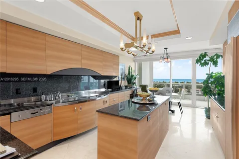 $2,900,000 | 19955 Northeast 38th Court, Unit 1403, Aventura, FL 33180