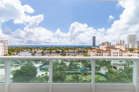 $2,900,000 | 19955 Northeast 38th Court, Unit 1403, Aventura, FL 33180