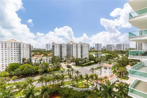 $2,900,000 | 19955 Northeast 38th Court, Unit 1403, Aventura, FL 33180