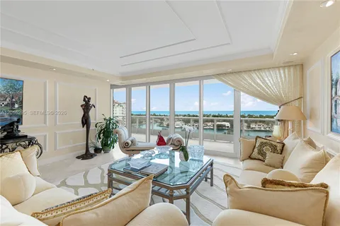 $2,900,000 | 19955 Northeast 38th Court, Unit 1403, Aventura, FL 33180